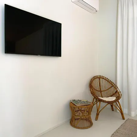 Parisina Design Bed & Breakfast *