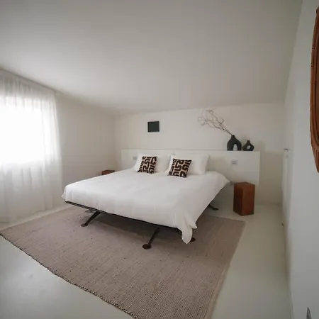 Bed & Breakfast Parisina Design *