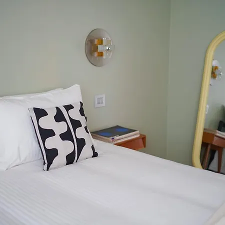 Parisina Design Bed and Breakfast