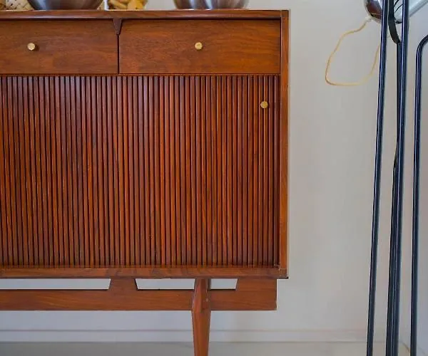 Oda ve Kahvaltı Parisina Design 3*