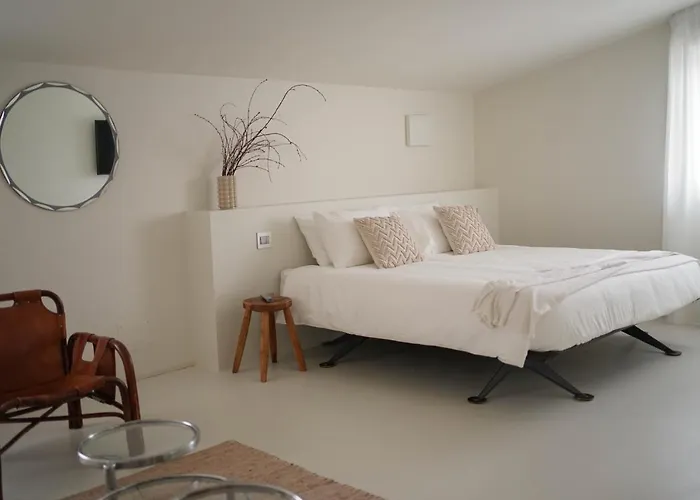 Parisina Design Oda ve Kahvaltı 3*